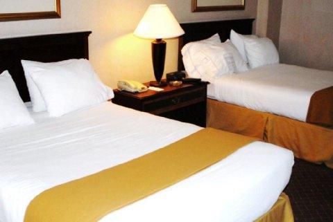 Holiday Inn Express วอเตอร์เบอรี ภายนอก รูปภาพ