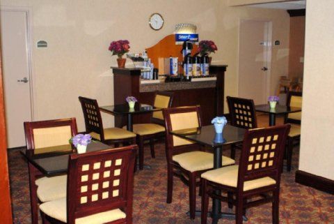 Holiday Inn Express วอเตอร์เบอรี ภายนอก รูปภาพ