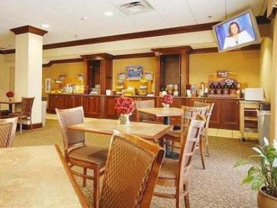 Holiday Inn Express วอเตอร์เบอรี ภายนอก รูปภาพ